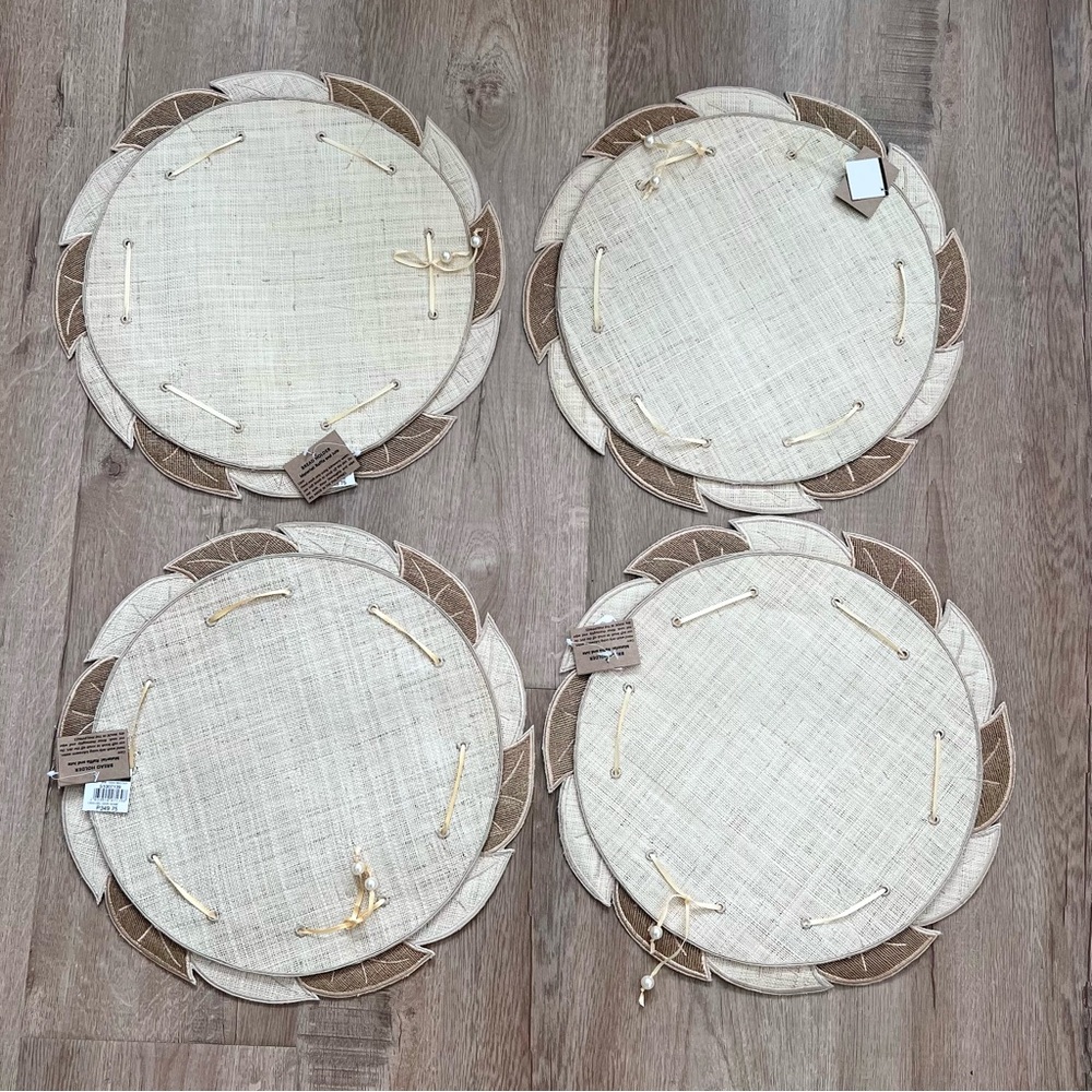 KULTURA Scrunch Three Layers Leaf‎ Shape Placemats Bread Holders, Set Of 4 NWT